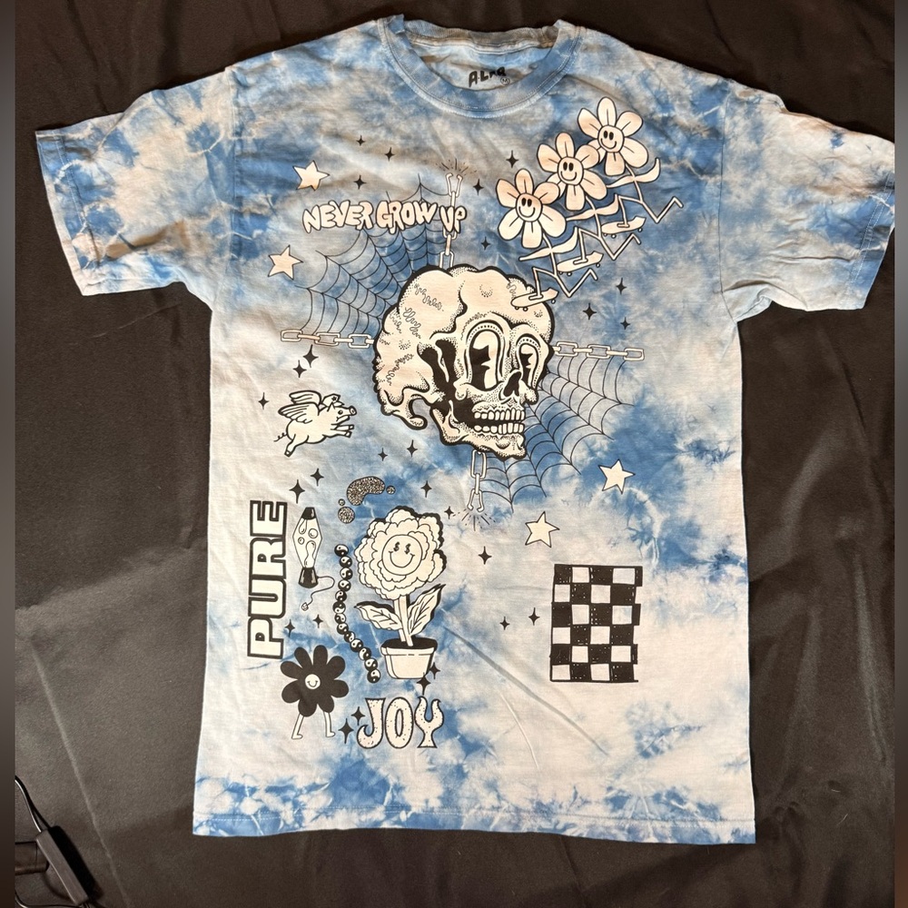 A-Lab‎ Never Grow Up T Shirt Tee Size Medium Blue White Graphic Vintage Vibes
